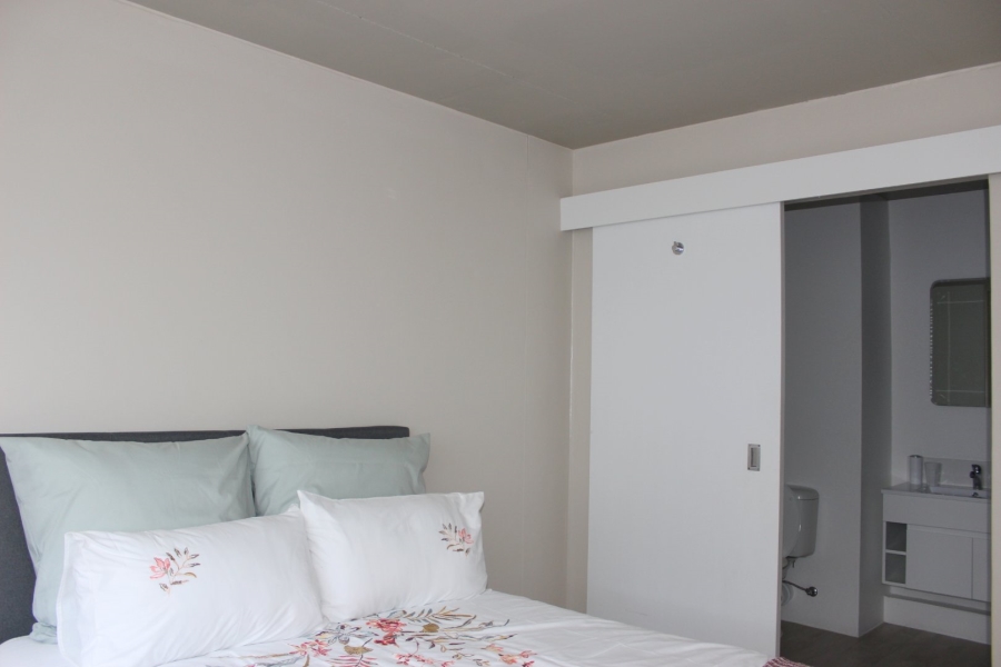 To Let 1 Bedroom Property for Rent in Observatory Western Cape